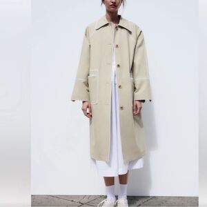 Zara Oversized Contrast Trench Coat in Beige with White Trim size M